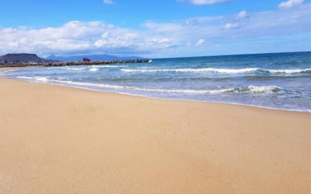 Evina Room And Villas