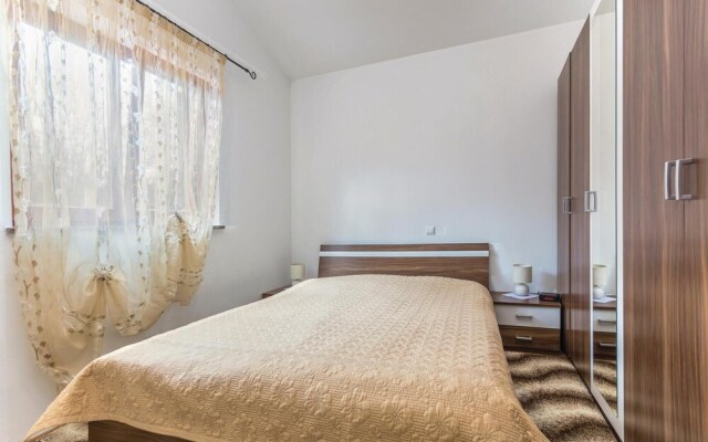 Amazing Home in Labin With Wifi and 2 Bedrooms