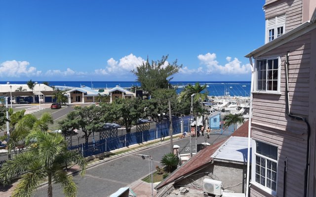 Apartment at Fishermans Point