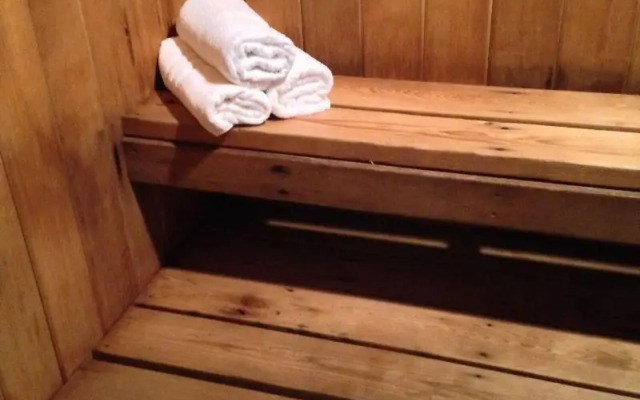 Bancroft Inn & Suites