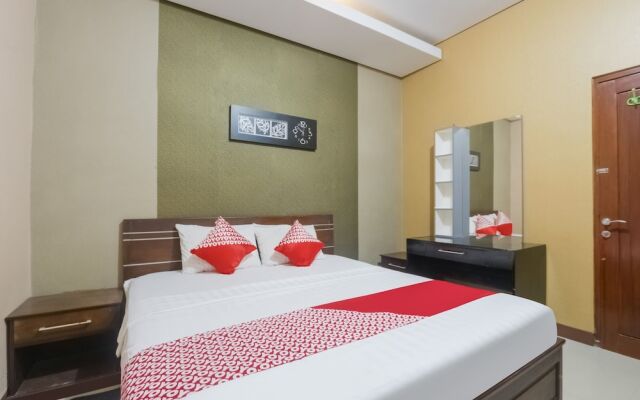 D'waru Homestay Syariah by OYO Rooms