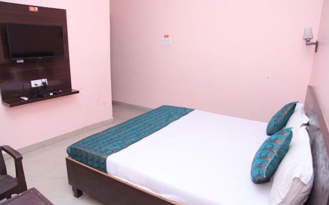 Munaro Hotels & Resorts.