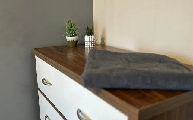 4 Bedroom Refurbished Workers Haven
