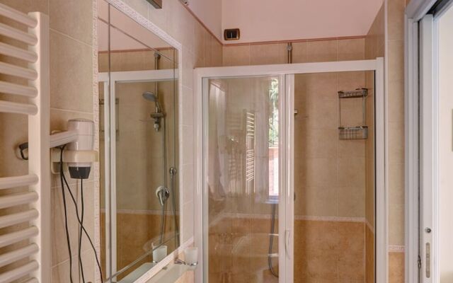 Holiday House The Red Cat