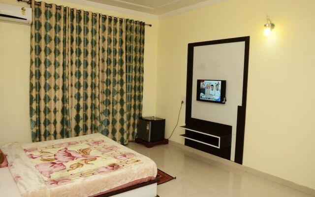 Krishna International Hotel