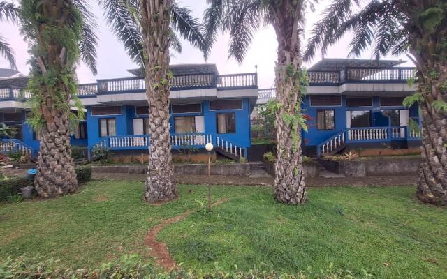 OYO 93280 Villa Efita