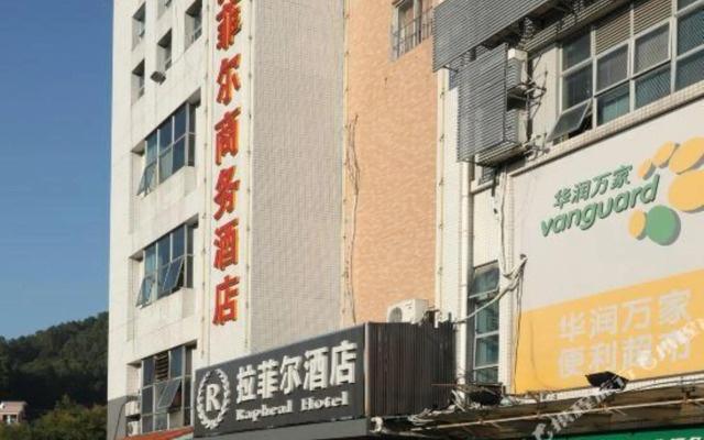 Rapheal Hotel