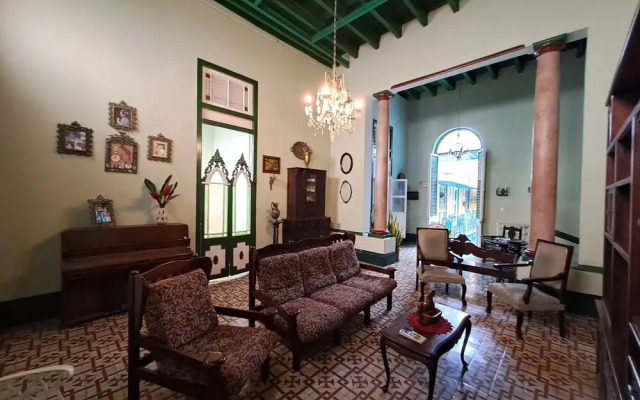 Casa Miriam Hostal Colonial