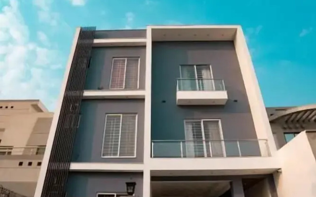 Medallion Suites