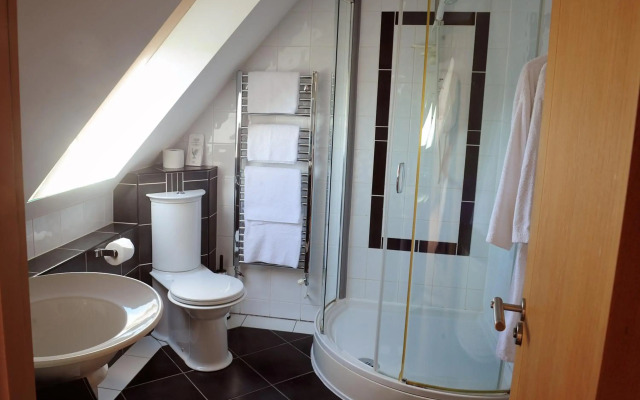 Little Silver Country Hotel