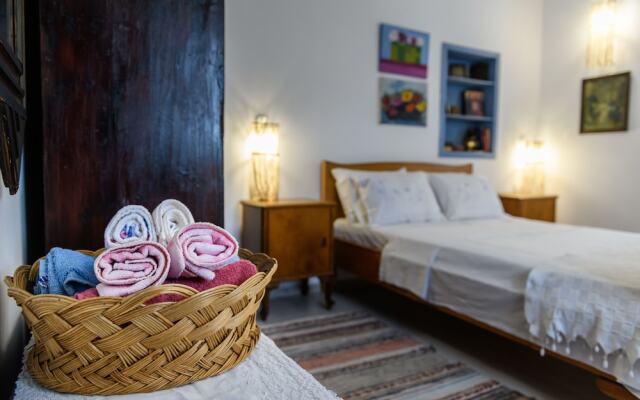 The Aegean blue country house Old Milos