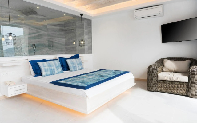 Nur Beach Hotel