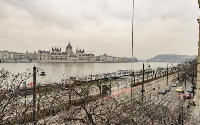 Pelicanstay in Buda Historical District