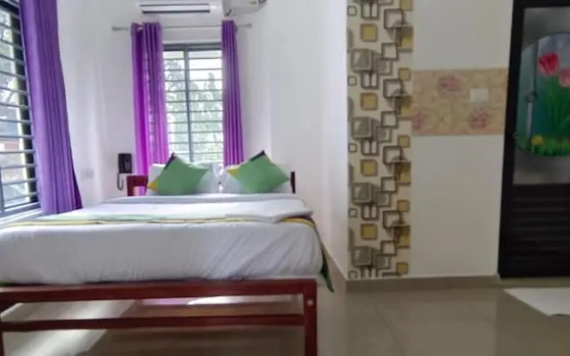 Nirupama Hotel Aluva