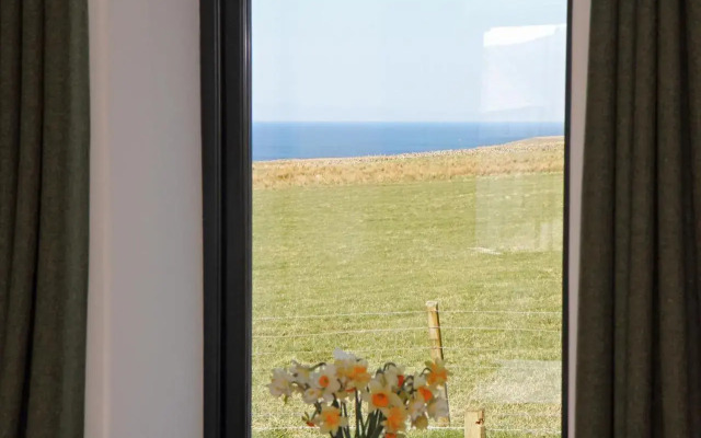 Monkstadt No 6 -Jessie's Hideaway