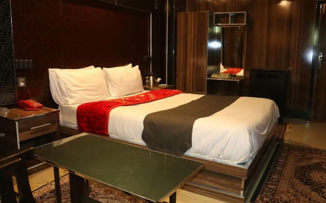 Midway Hotel Gilgit