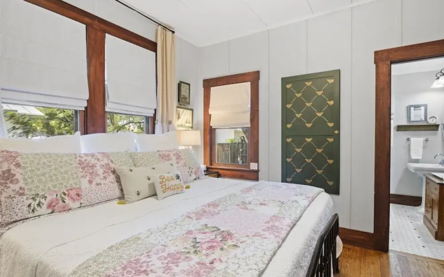 1929 Craftsman Charmer 2 Bedroom Home