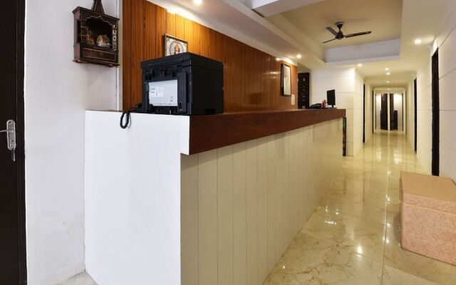 OYO Flagship 18618 Ocean Blue Residency