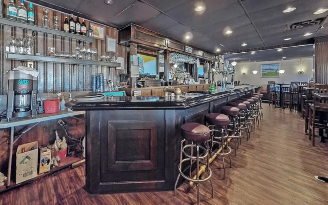 Ramada by Wyndham Arnprior