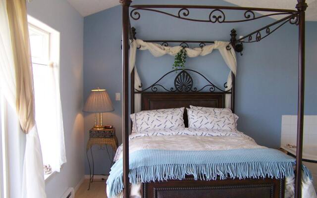 Moonlit Cove B&B