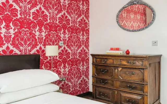 Rutland Mews South by Onefinestay