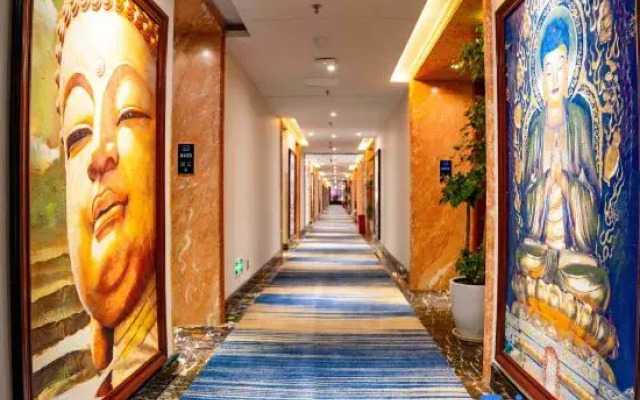 Tashi Tering International Hotel (Lhasa Potala Palace)