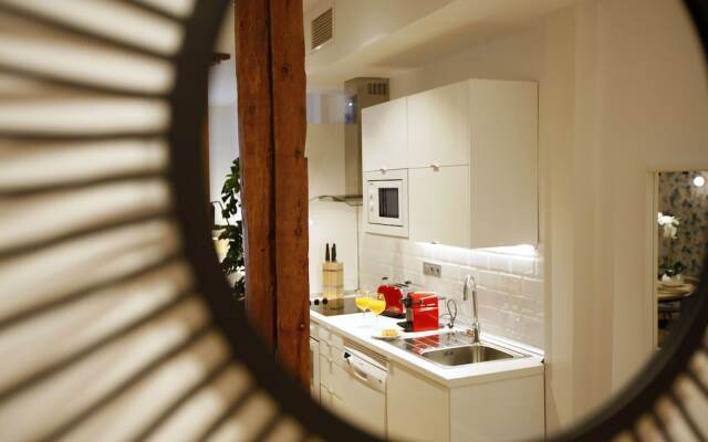 Madrid Centric V by Madflats Collection