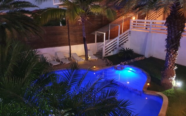 B&B Curacao nv