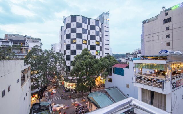 Hoang Luxury Hotel Dist 1 Ho Chi Minh
