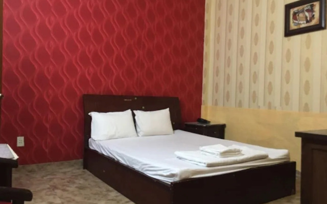 Oyo 627 Long Son Hotel