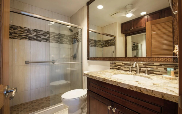 Love Heaven Overlooking the Pacific Noelani 307