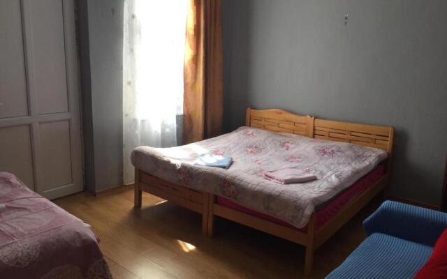 Guest House On Tabidze 2
