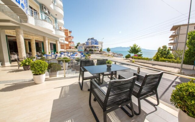 Hotel Blue Sky