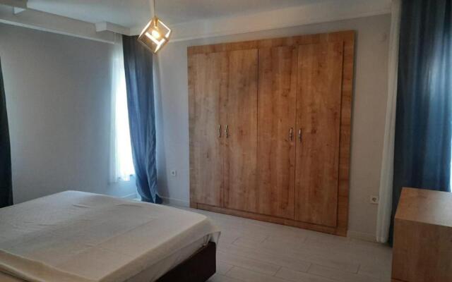 Mesmerizing Flat With Shared Pool in Cesme
