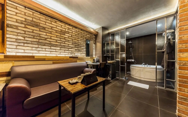 Sungshin University Station Shamiso