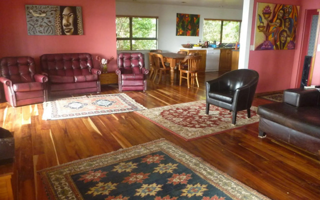 Pohutukawa Coast Bed & Breakfast