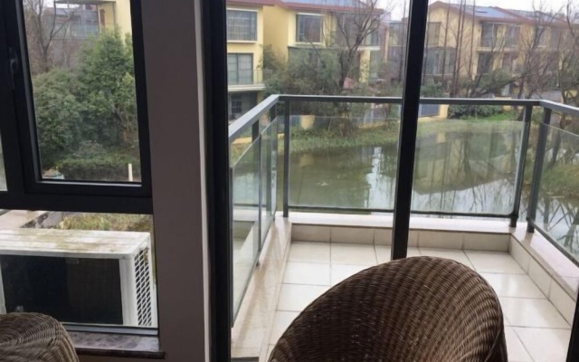 Lishuiwan Hotel – Balcony – Qujing