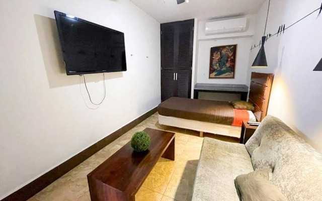 Marvelous Las Palmas Apartments Pool