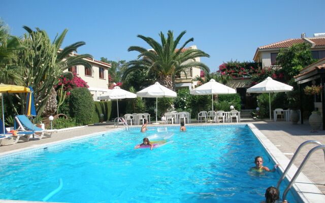 Tavros Hotel Apartments