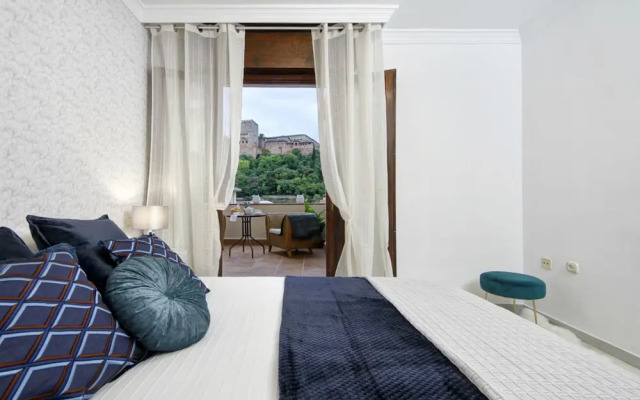 Alhambra Penthouse 2 Private Terraces Parking Free
