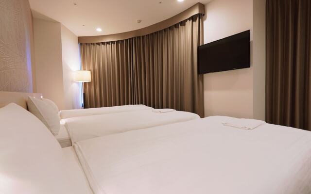 Park Central Sakura Hotel