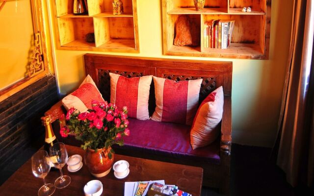 Bamboo Inn