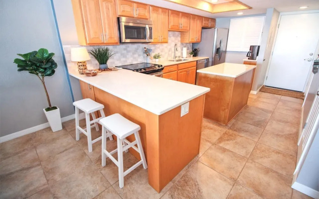 Ponce de Leon Towers 703