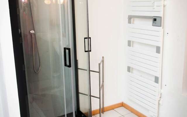 Appart'hotel Verzy / 60m2 and Private Terrace