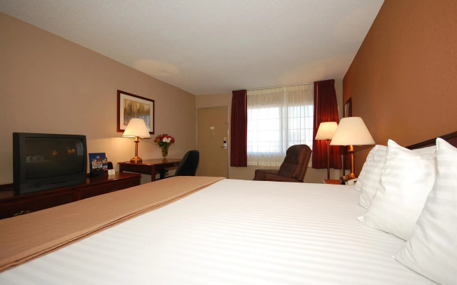 Best Western Red Baron Hotel