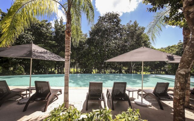 HIRA M4 Sea style Condo by Gate48