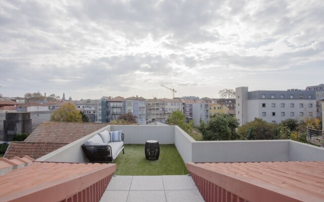 Liiiving In Porto-Historic Sunny Terrace
