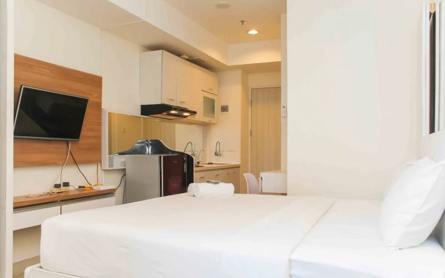 Nice and Homey Studio at Grand Kamala Lagoon Apartment