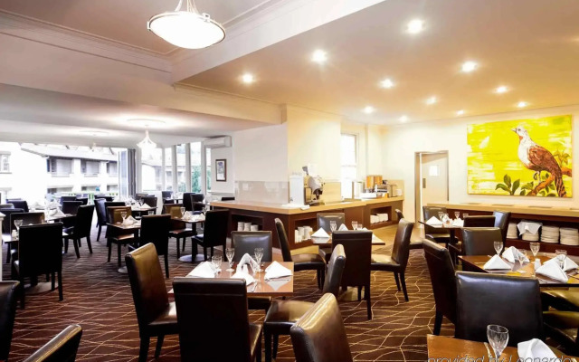 Mercure Canberra