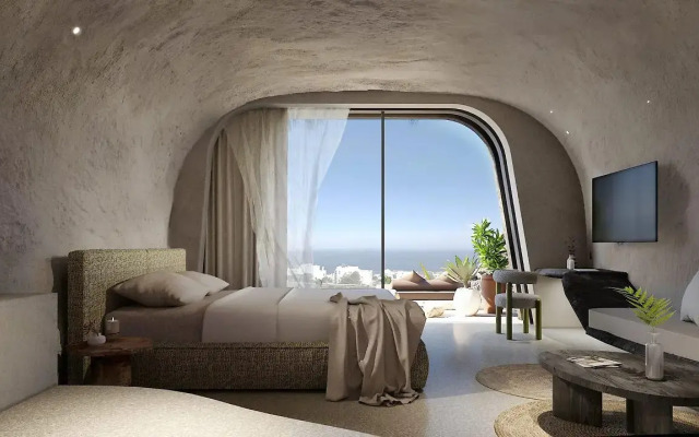 One of One Hotel